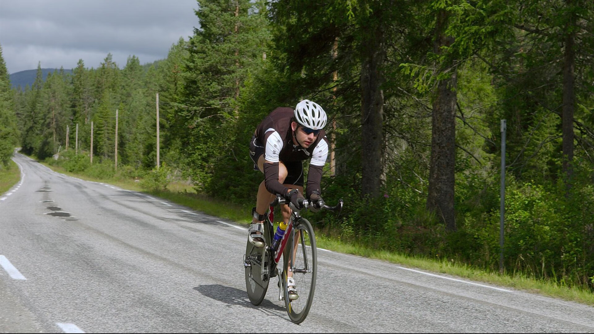 爱游戏体育在线赛事-马拉松赛事环保倡议影响持续扩大，马拉松环保活动主题